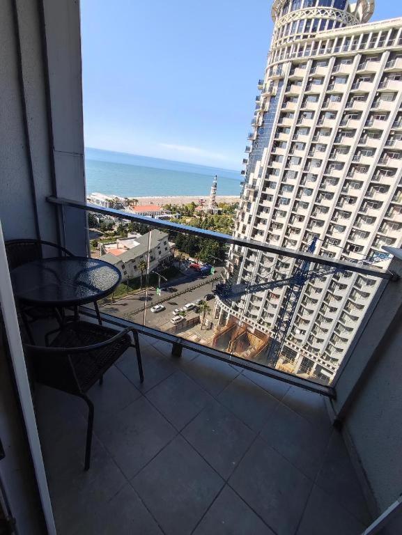 Apartment On Sherif Khimshiashvili Street 15B 바투미 외부 사진