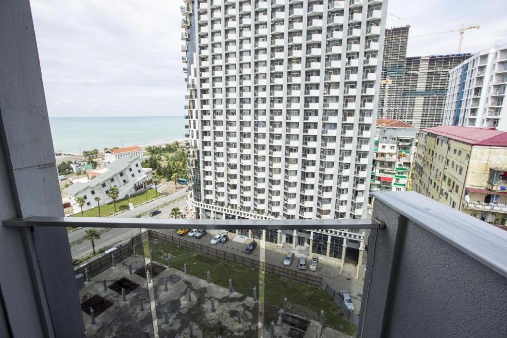 Apartment On Sherif Khimshiashvili Street 15B 바투미 외부 사진
