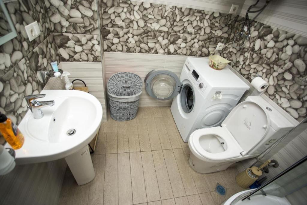 Apartment On Sherif Khimshiashvili Street 15B 바투미 외부 사진