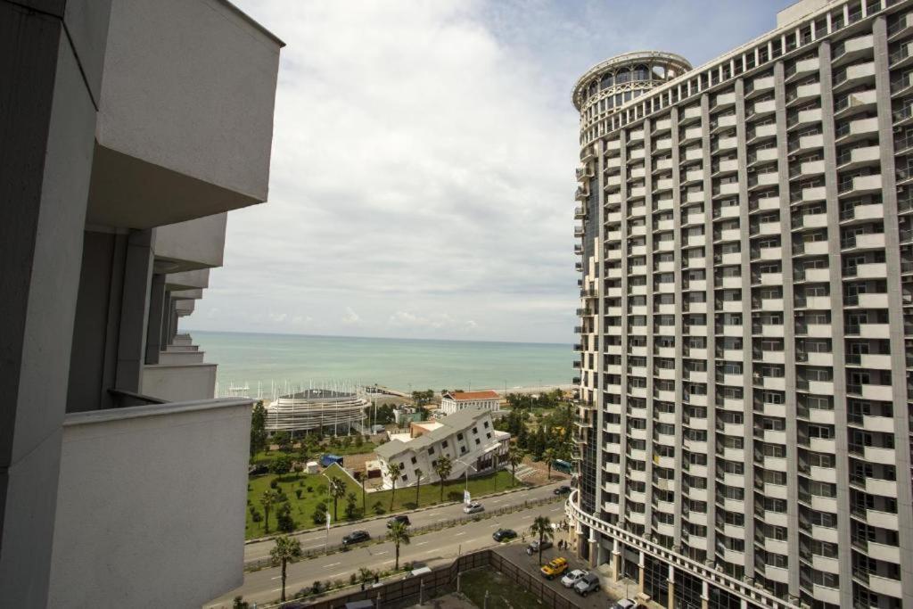 Apartment On Sherif Khimshiashvili Street 15B 바투미 외부 사진