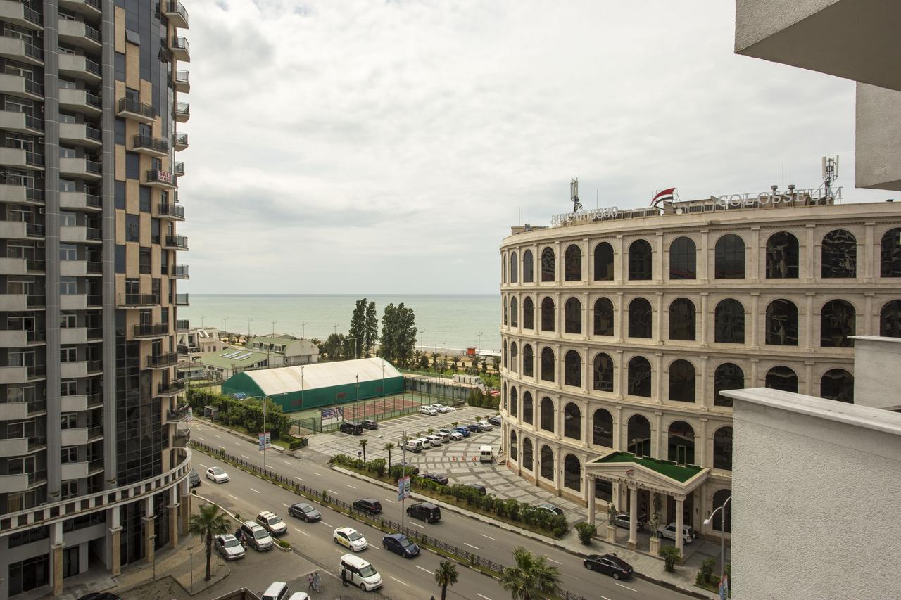 Apartment On Sherif Khimshiashvili Street 15B 바투미 외부 사진